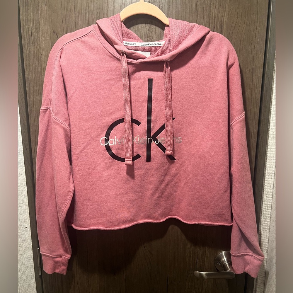Calvin Klein Jeans CK Cropped Hoodie | Pink | M